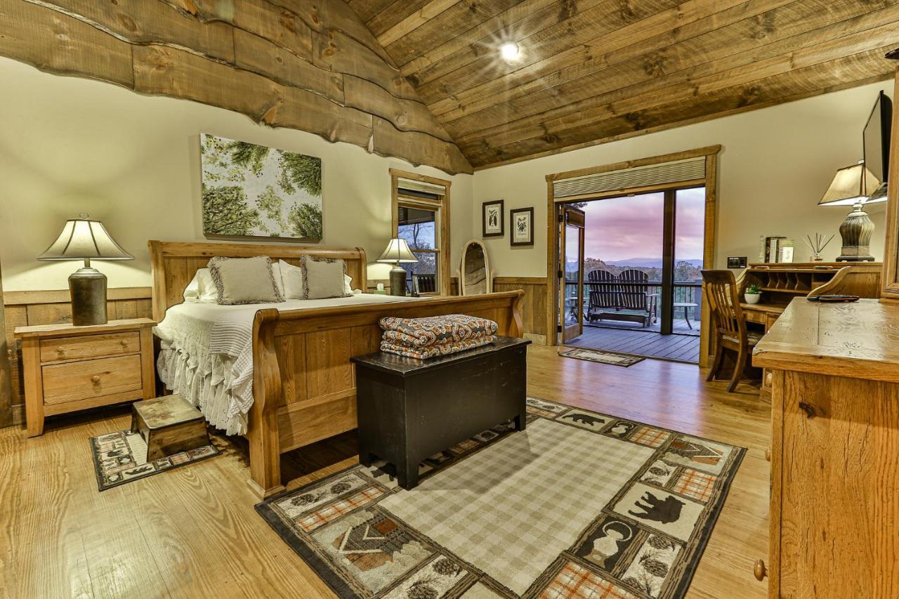 Villa Eagles Crest - Long Range Layered Mountain Views In Peaceful Neighborhood! Mineral Bluff Exterior foto