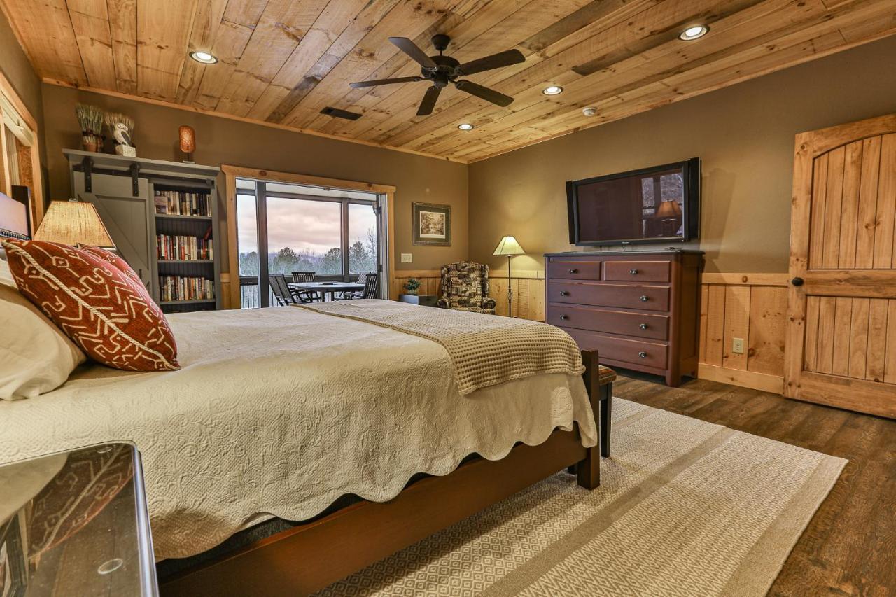 Villa Eagles Crest - Long Range Layered Mountain Views In Peaceful Neighborhood! Mineral Bluff Exterior foto