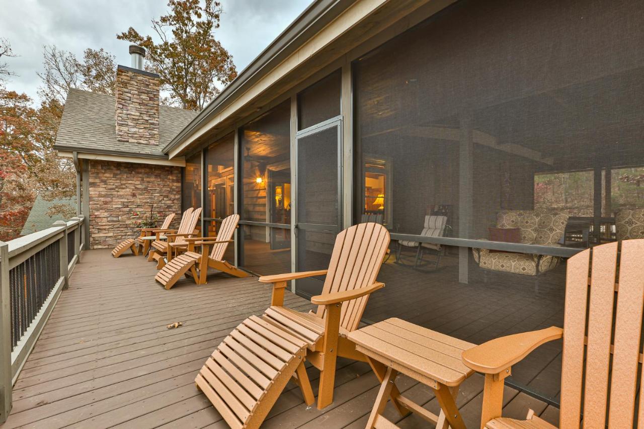 Villa Eagles Crest - Long Range Layered Mountain Views In Peaceful Neighborhood! Mineral Bluff Exterior foto